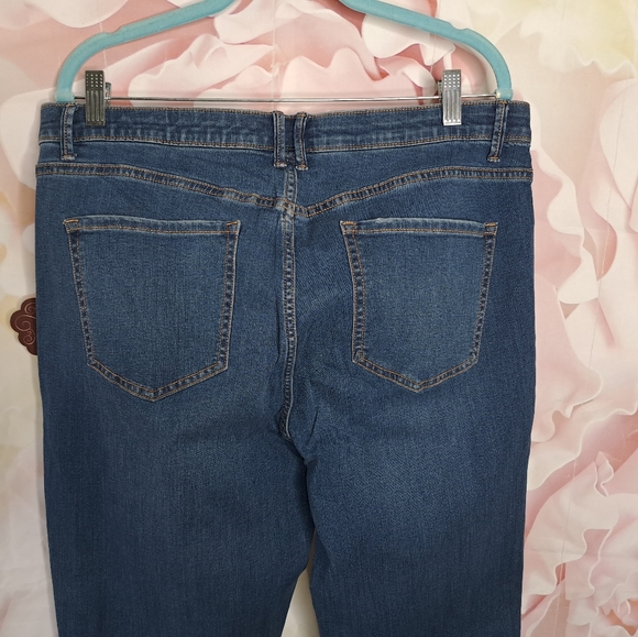 NWT Knox Rose Plus Size High Rise Distressed Bootcut Jeans Dark Wash - Picture 5 of 16